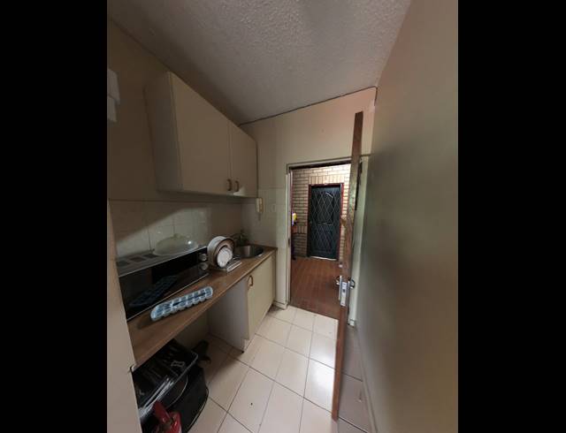 1 BEDROOM APARTMENT FOR SALE IN HATFIELD